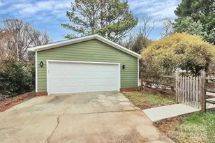 12313 Landing Green Dr, Charlotte, NC 28277 - Photo 39