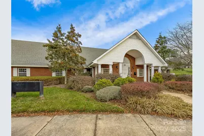 800 Beverly Hanks Center, Hendersonville, NC 28792 - Photo 5