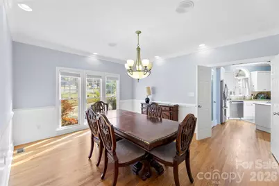 16300 Autumn Creek Court, Charlotte, NC 28278 - Photo 9
