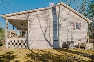 159 W Sweetbriar Ln, Etowah, NC 28729 - Photo 7