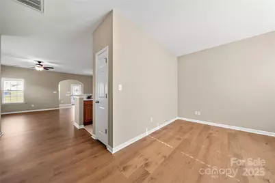 17525 Caldwell Track Drive, Cornelius, NC 28031 - Photo 7