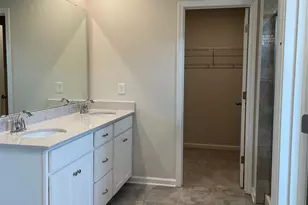 17618 Snug Harbor Rd, Charlotte, NC 28278 - Photo 15