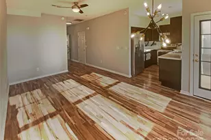 257 Doughton Ln, Charlotte, NC 28217 - Photo 3