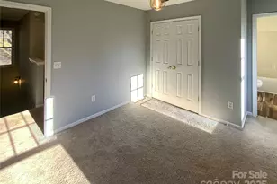 257 Doughton Ln, Charlotte, NC 28217 - Photo 15