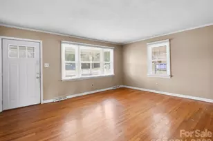 309 Green St, Lincolnton, NC 28092 - Photo 13