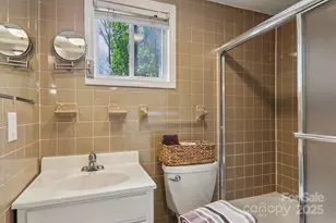 416 S Cherokee Ave, Black Mountain, NC 28711 - Photo 31