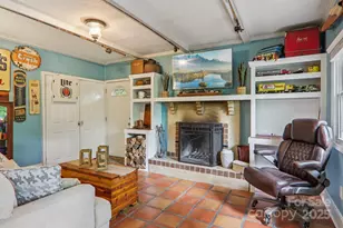 416 S Cherokee Ave, Black Mountain, NC 28711 - Photo 3