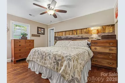 416 S Cherokee Avenue, Black Mountain, NC 28711 - Photo 17