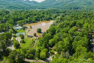 416 S Cherokee Ave, Black Mountain, NC 28711 - Photo 41