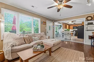 416 S Cherokee Ave, Black Mountain, NC 28711 - Photo 9