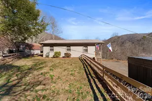 82 Zeb Brendle Rd, Bryson City, NC 28713 - Photo 25