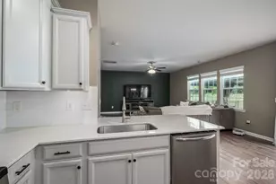 2643 Swamp Chestnut Oak Dr, Gastonia, NC 28056 - Photo 21