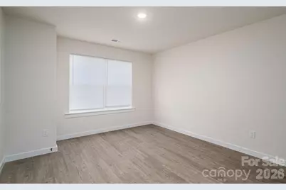 424 S 2nd Street SW, Hickory, NC 28602 - Photo 11