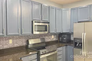 10343 Bunclody Dr, Charlotte, NC 28213 - Photo 9