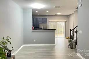 10343 Bunclody Dr, Charlotte, NC 28213 - Photo 3