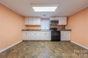 107 Valley Ave, Clover, SC 29710 - Photo 3