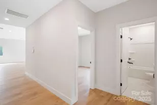 681 S Grove St, Lincolnton, NC 28092 - Photo 9