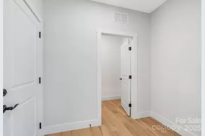 681 S Grove Street, Lincolnton, NC 28092 - Photo 15