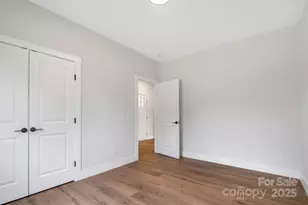 697 S Grove St, Lincolnton, NC 28092 - Photo 9