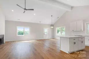 697 S Grove St, Lincolnton, NC 28092 - Photo 3