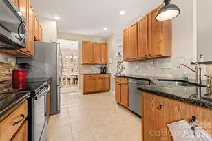 9902 Portaferry St, Charlotte, NC 28213 - Photo 17