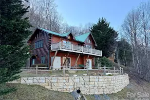 16 Hiawatha Dr, Maggie Valley, NC 28751 - Photo 1