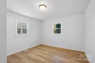 1206 3 Way Ln, Lenoir, NC 28645 - Photo 25