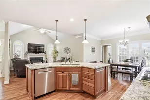 506 Ballymote Ct, Matthews, NC 28104 - Photo 5