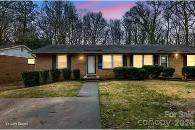 4715 Highlake Drive, Charlotte, NC 28215 - Photo 3