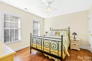 105 Boyd Dr, Flat Rock, NC 28731 - Photo 27