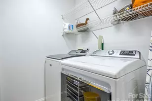 105 Boyd Dr, Flat Rock, NC 28731 - Photo 41