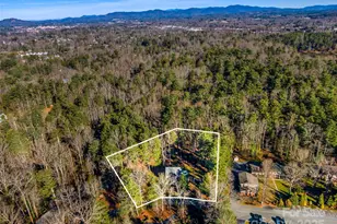 105 Boyd Dr, Flat Rock, NC 28731 - Photo 3