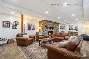 138 Kingsway Cir, Charlotte, NC 28214 - Photo 39