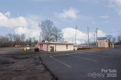 9140 Nc Hwy 90 Highway E, Stony Point, NC 28678 - Photo 15