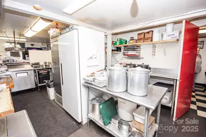 9140 Nc Hwy 90 Highway E, Stony Point, NC 28678 - Photo 25