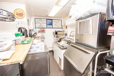 9140 Nc Hwy 90 Highway E, Stony Point, NC 28678 - Photo 31