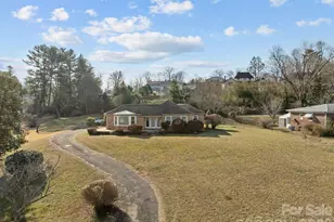 21 Edgewater Ln, Asheville, NC 28804 - Photo 7