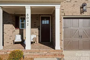 6042 Holden Ct, Fort Mill, SC 29715 - Photo 3