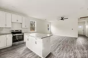 113 W Spencer St, East Spencer, NC 28039 - Photo 5