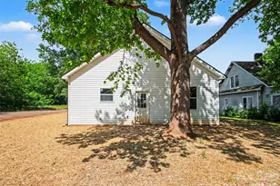 113 W Spencer St, East Spencer, NC 28039 - Photo 9