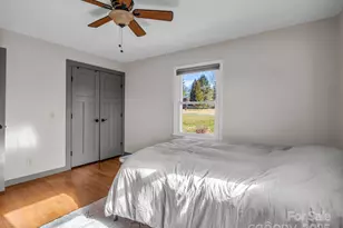 1717 Glenheath Dr, Hendersonville, NC 28791 - Photo 33