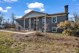 1717 Glenheath Dr, Hendersonville, NC 28791 - Photo 3