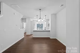 6033 King Charles Ct, Charlotte, NC 28213 - Photo 3