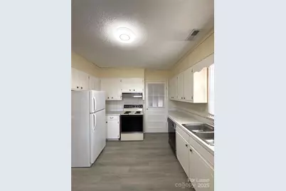 1516 Pleasant Plains Road, Matthews, NC 28105 - Photo 5