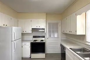 1516 Pleasant Plains Rd, Matthews, NC 28105 - Photo 5