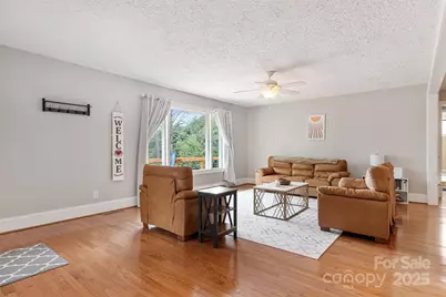 6294 Southlake Drive, Hickory, NC 28601 - Photo 15