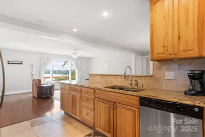 6294 Southlake Drive, Hickory, NC 28601 - Photo 7