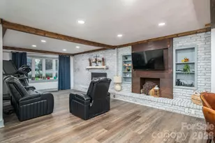 606 Huss St, Lincolnton, NC 28092 - Photo 3