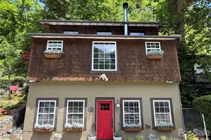 712 Main St, Chimney Rock, NC 28720 - Photo 3