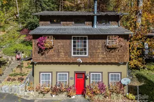 712 Main St, Chimney Rock, NC 28720 - Photo 1